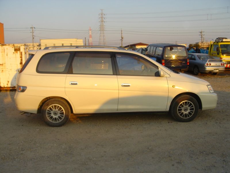 Toyota gaia 1998