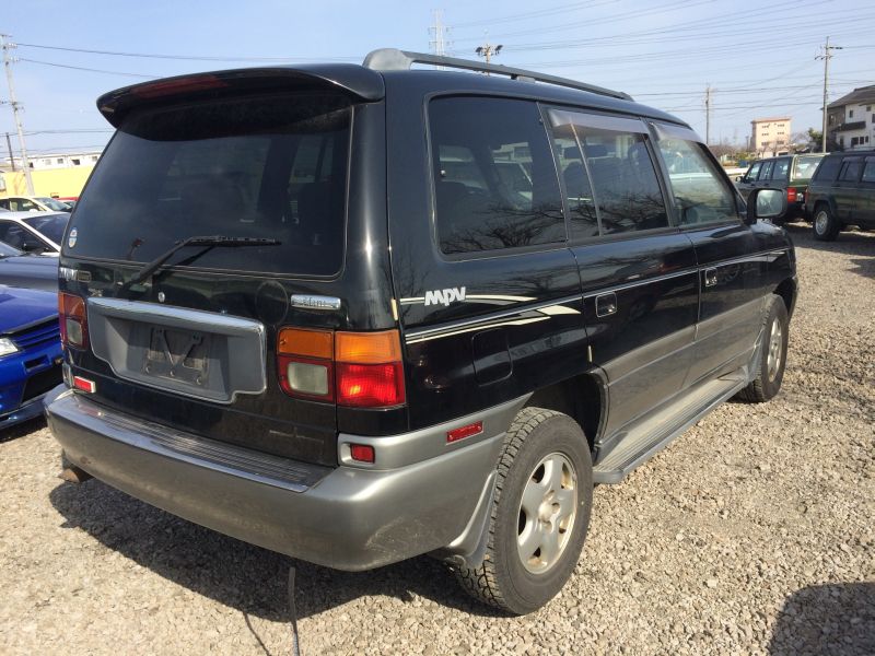 Mazda efini mpv