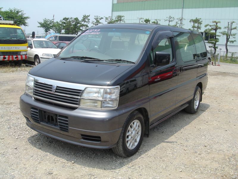 Nissan homy elgrand