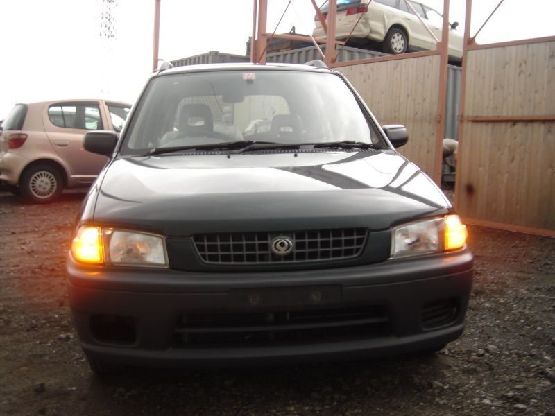 Mazda demio 1997
