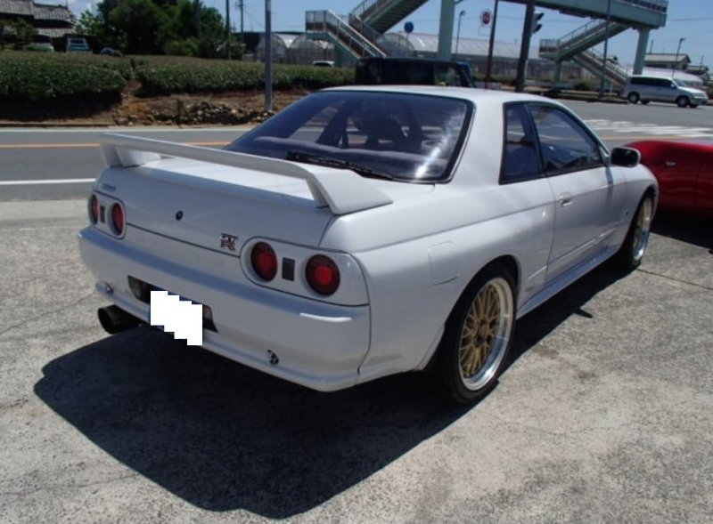 Nissan skyline 90