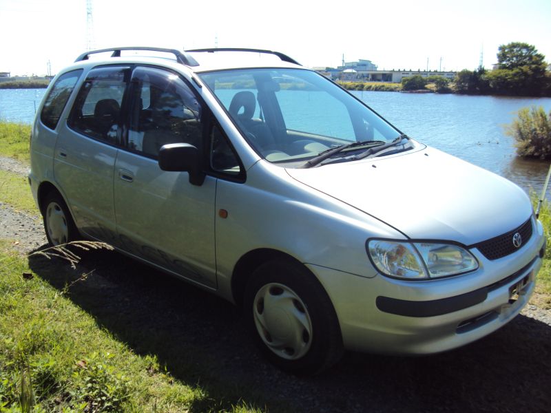 Toyota spacio 1998