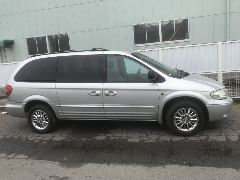 Chrysler voyager 2002