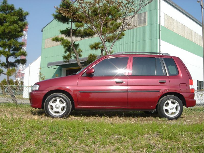 Mazda demio 1997