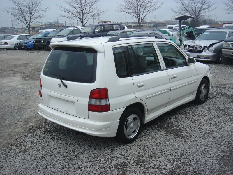 Mazda demio 1997