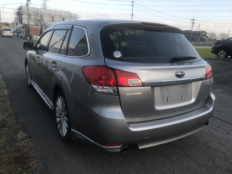 Subaru LEGACY TOURING WAGON 2.5 FT SI PACKAGE 4WD, 2010
