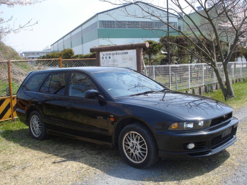 Mitsubishi legnum 1997