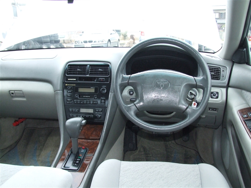 Toyota windom коробка