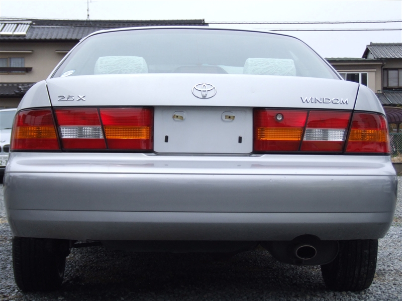 Надпись toyota windom
