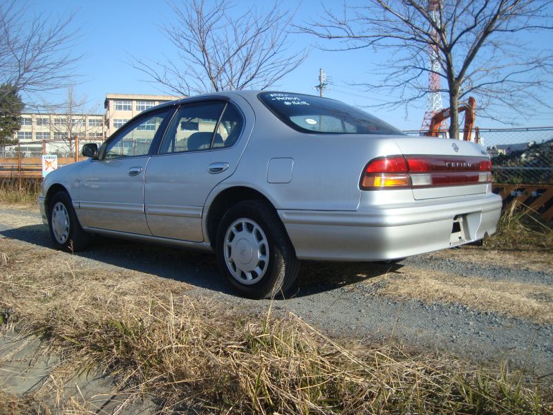 Nissan cefiro 1996