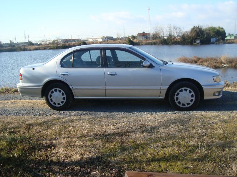 Nissan cefiro 1996