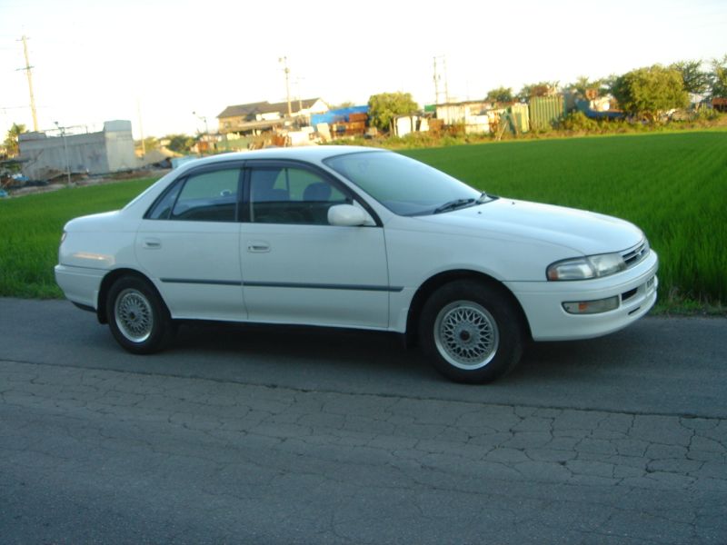 Toyota carina se
