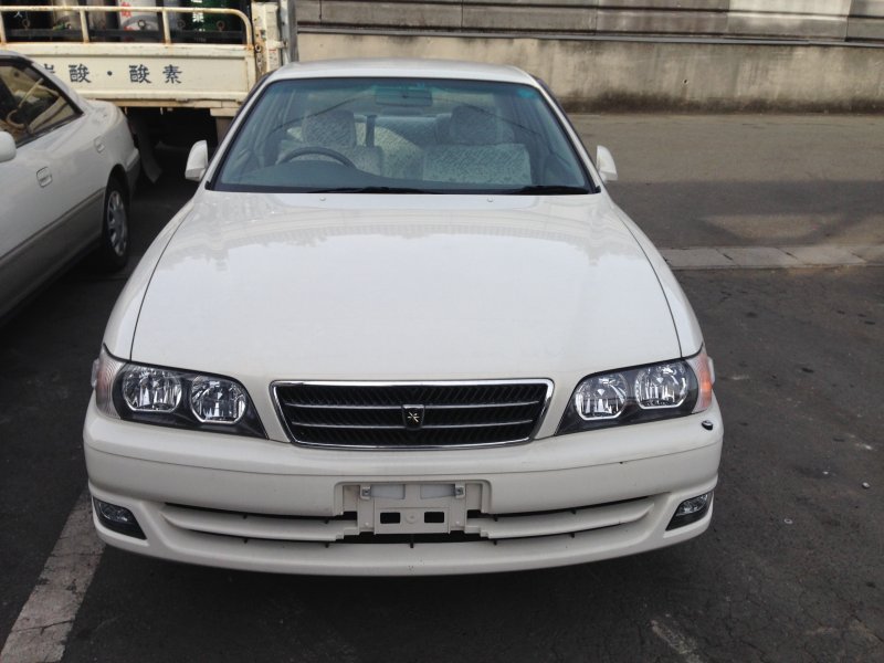 Toyota chaser avante