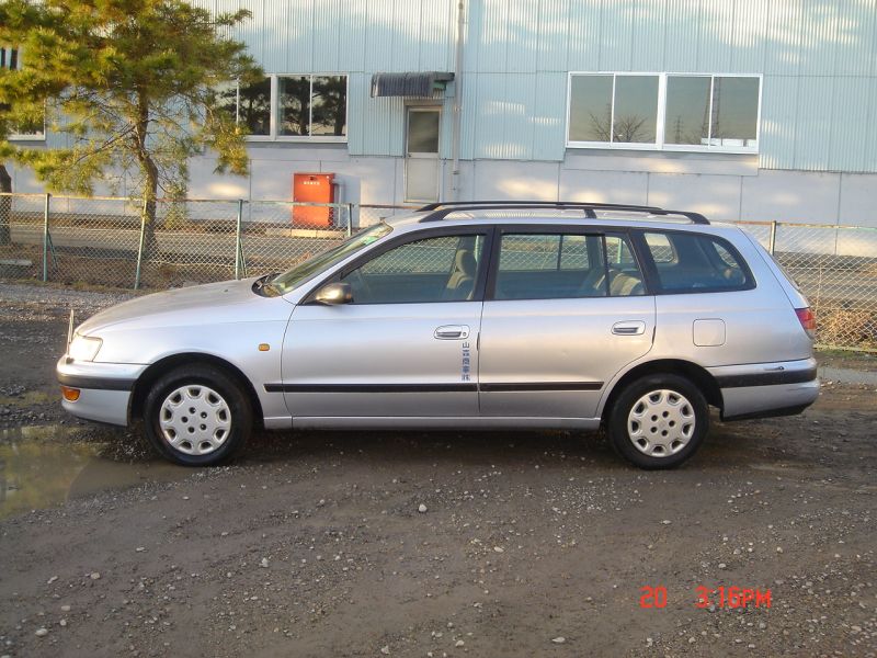Toyota caldina 1996