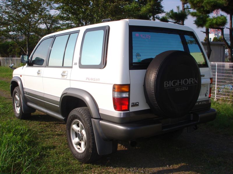 Isuzu bighorn 1998