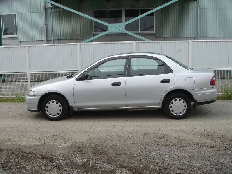 Mazda familia 1997 Mazda familia 1997