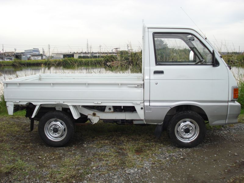 Daihatsu hijet truck 4wd