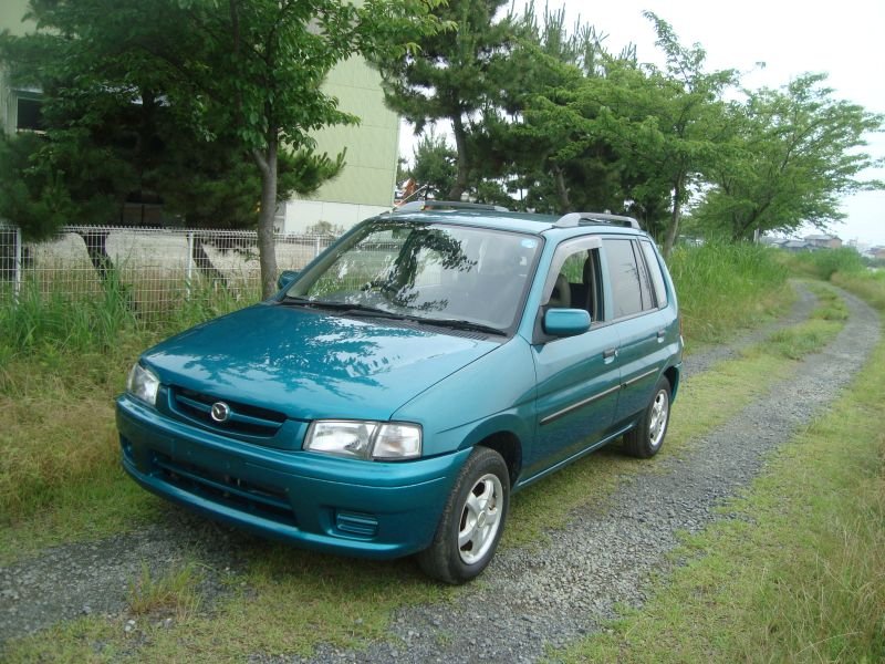 Mazda demio 1997