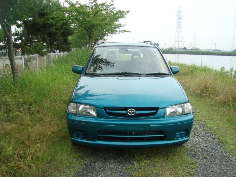 Mazda demio 1997