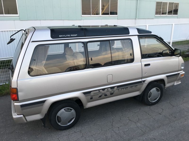 Toyota lite ace 1990