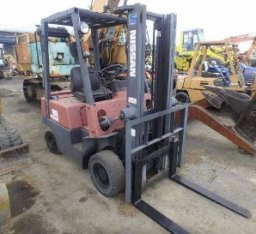 Nissan j01 погрузчик