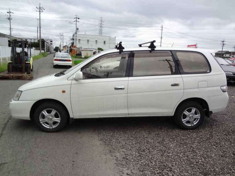 Toyota gaia книга