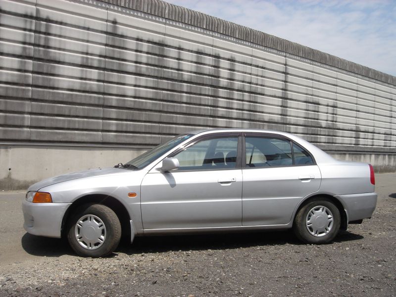 Lancer mx saloon