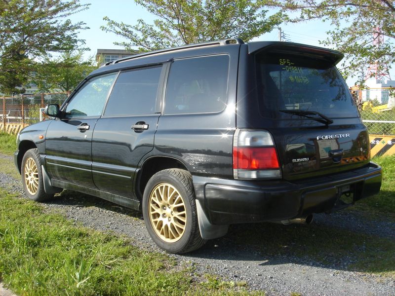 Subaru FORESTER 2.0 S/Tb 4WD, 1997, used for sale
