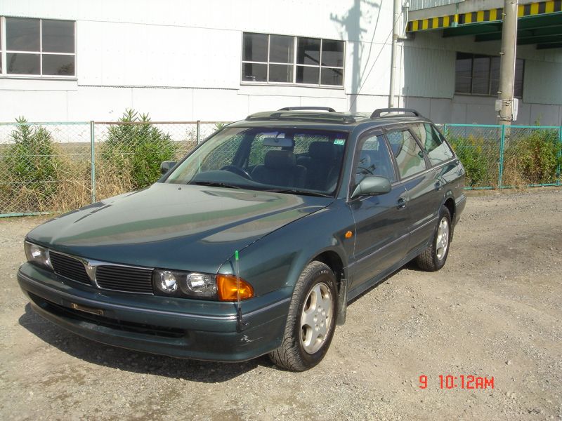 Mitsubishi diamante книга