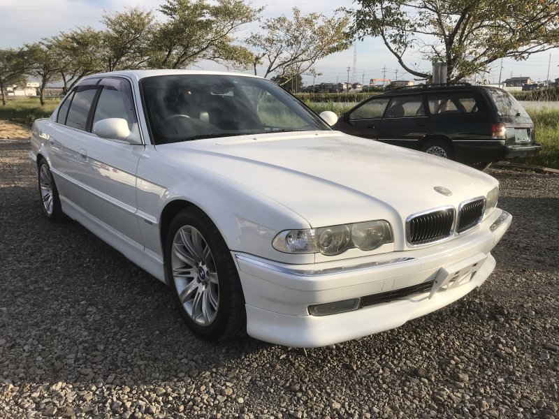 Бмв 735i 2001