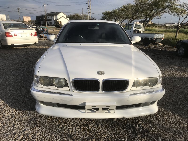 Бмв 735i 2001