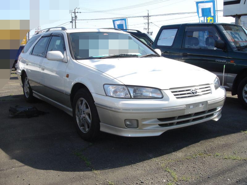 Toyota camry gracia 1997