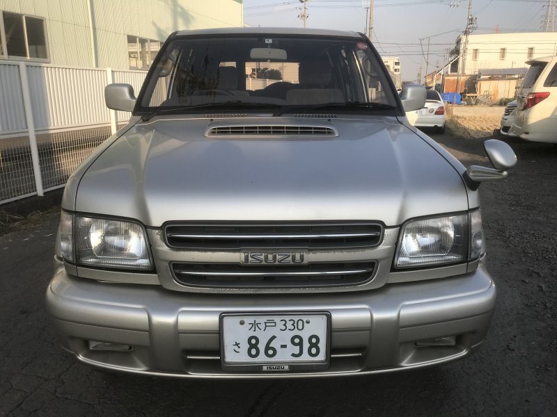 Isuzu bighorn 2001