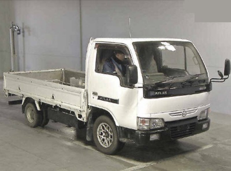 Ниссан атлас 2003