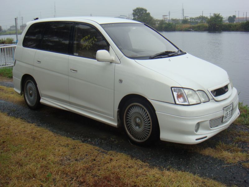 Toyota gaia 1998