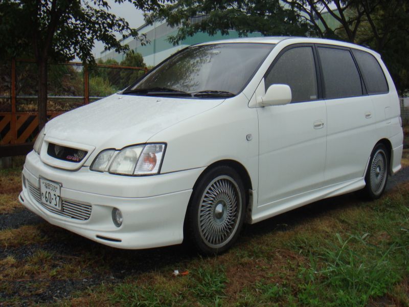 Toyota gaia книга
