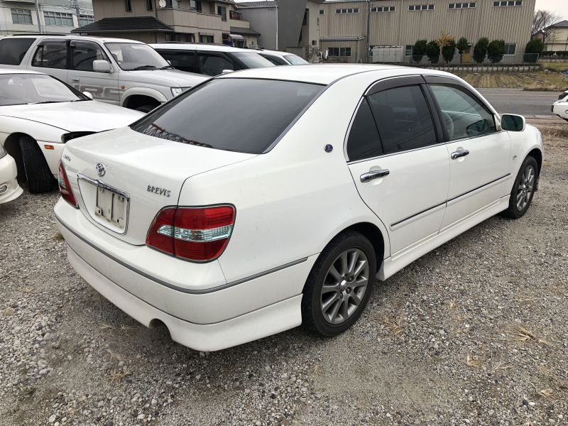 Toyota brevis 2001