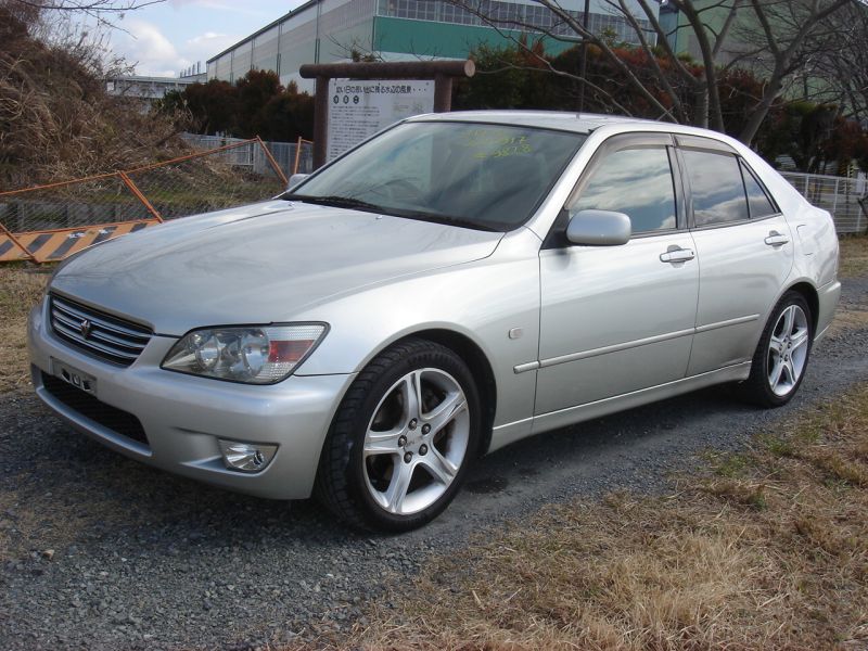 Toyota altezza rs 200