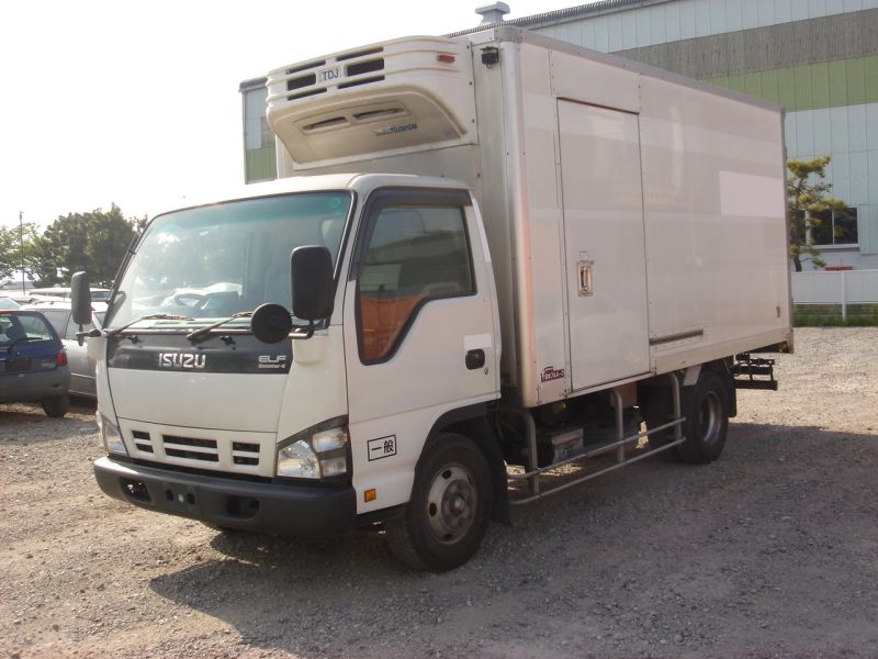 Isuzu elf 3