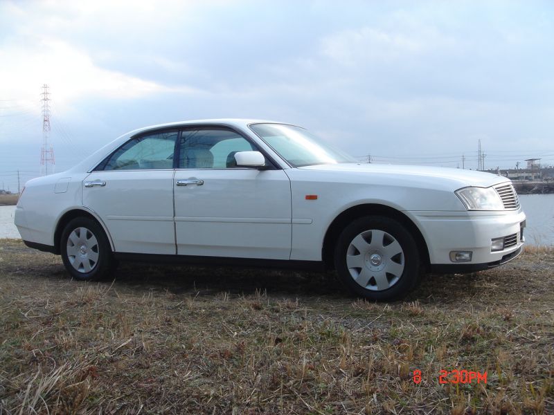 Nissan cedric 2001