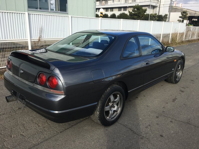 Nissan skyline gt25