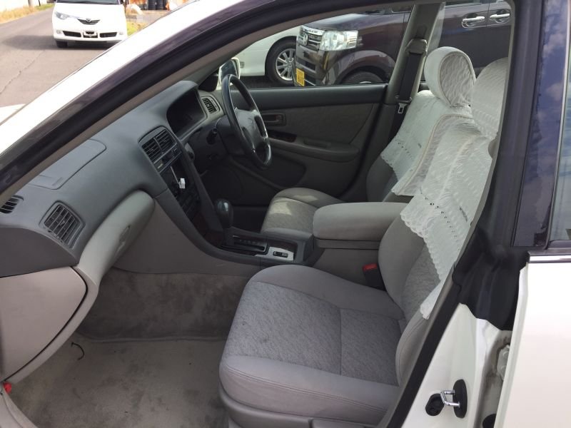 Toyota windom коробка