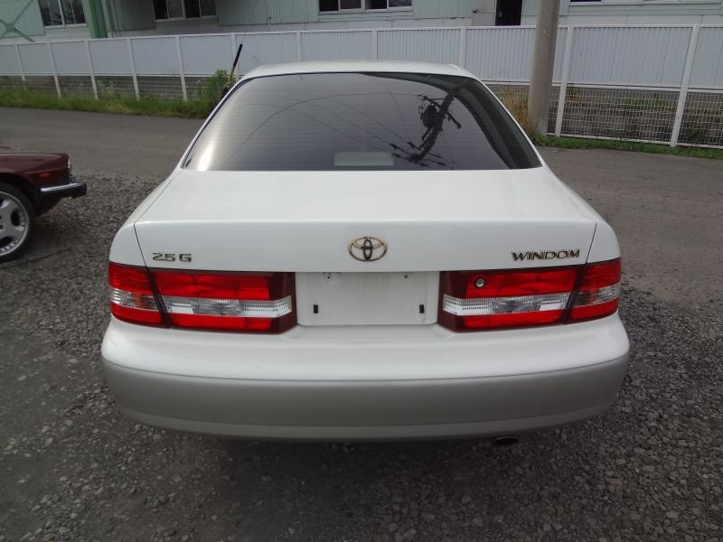 Toyota windom 2001