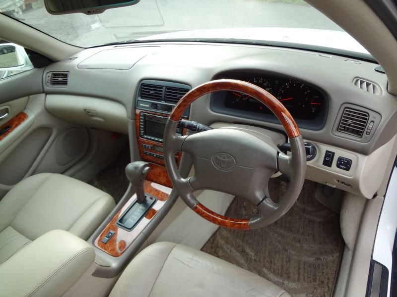 Toyota windom коробка