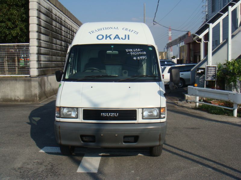 Isuzu elf 1999