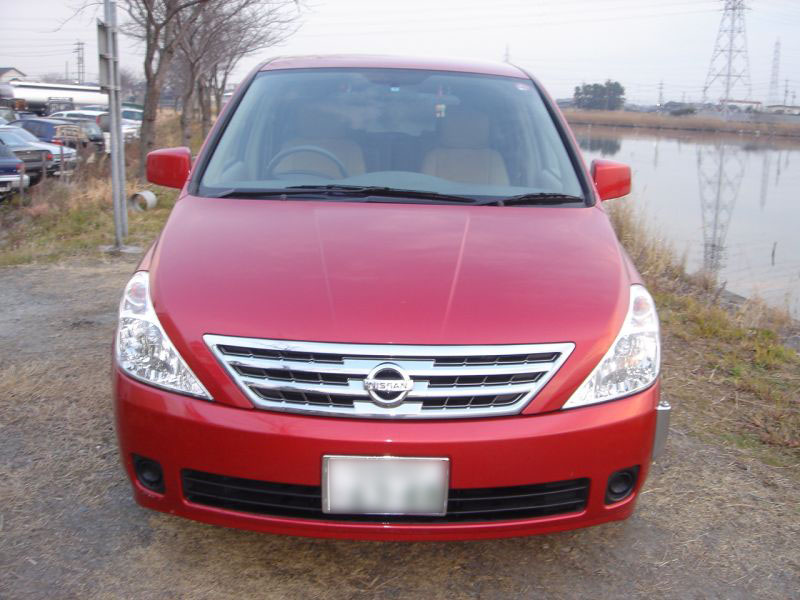 Nissan presage 2003