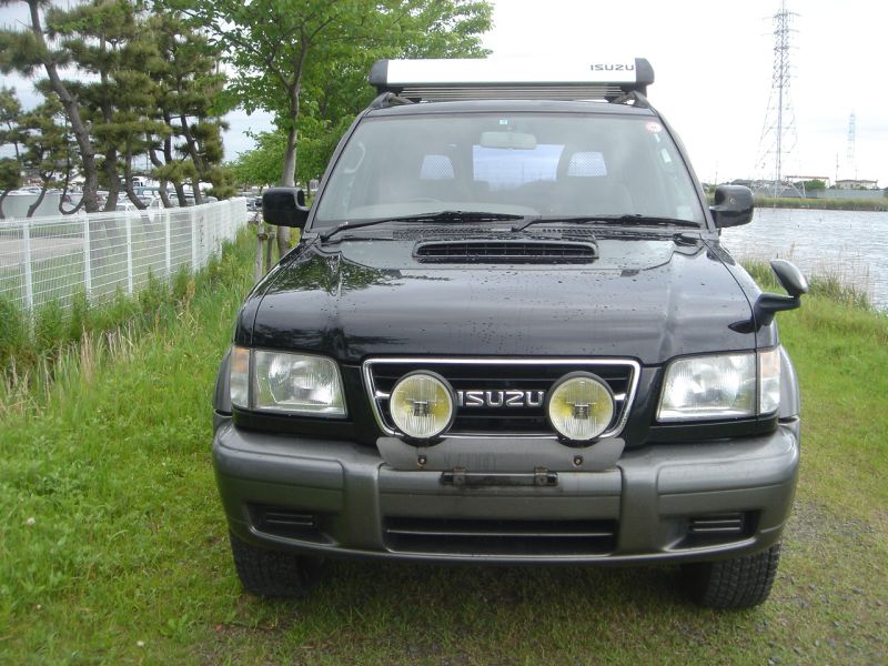 Isuzu bighorn 1998