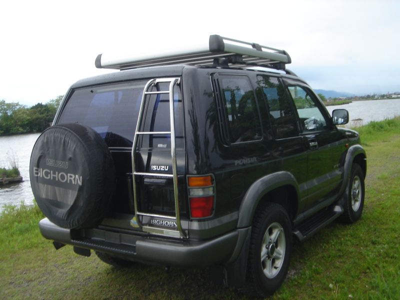 Isuzu bighorn 1998