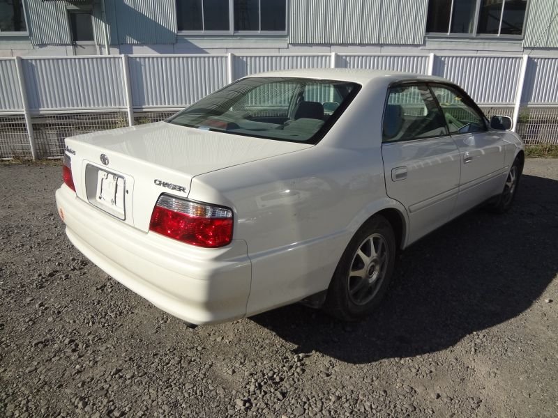 Toyota chaser avante