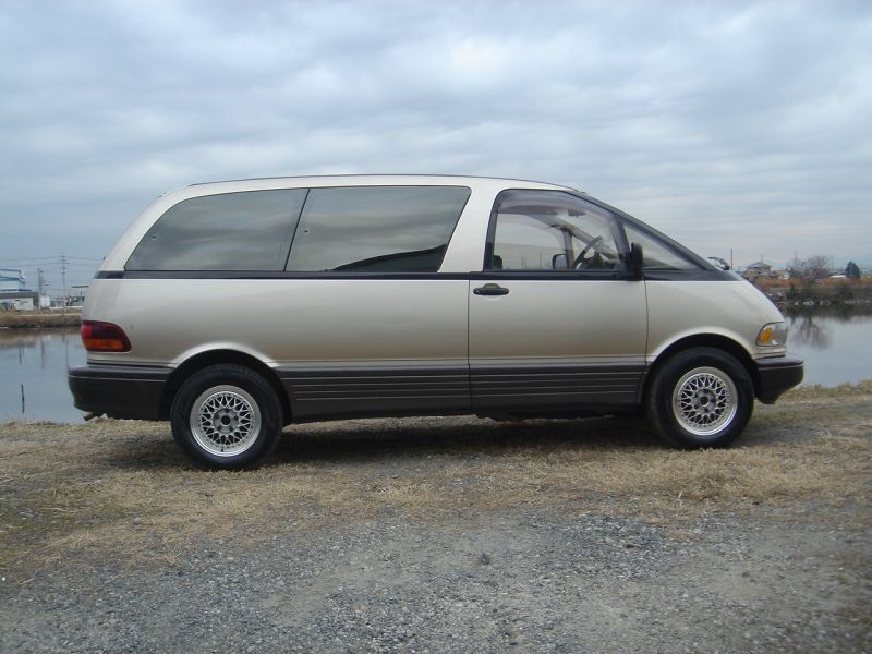 Тойота эстима 1990